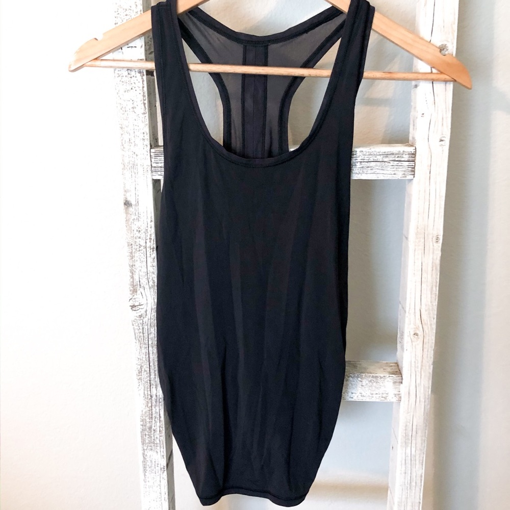 black lululemon tank size 2